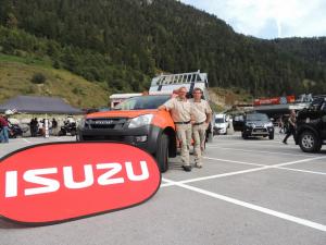 ISUZU OFF ROAD 118